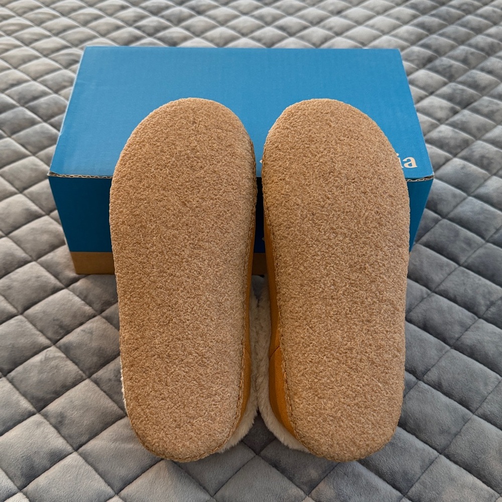 Columbia Duchess Hill Slippers - Picture 2 of 4